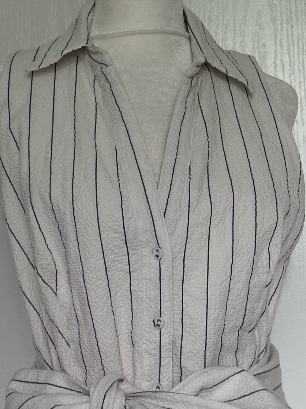 Vineyard Vines Kentucky Derby Seersucker Tiered White Pinstripe Midi Dres Sz 8 - Picture 5 of 12